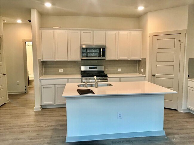 17308 Truffle Falls Wy