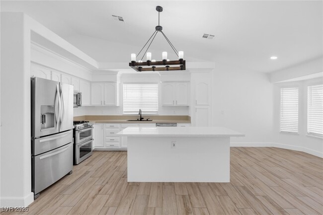 Photo - 8201 Bolingbrook Ave