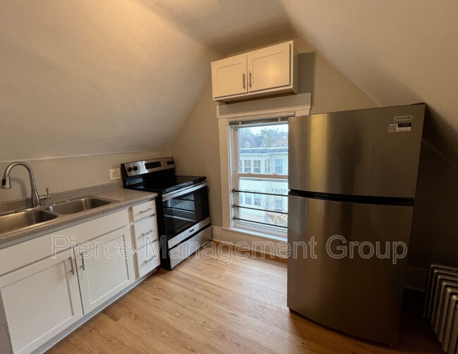 Building Photo - 84 Blodget St Unit 3 Rental