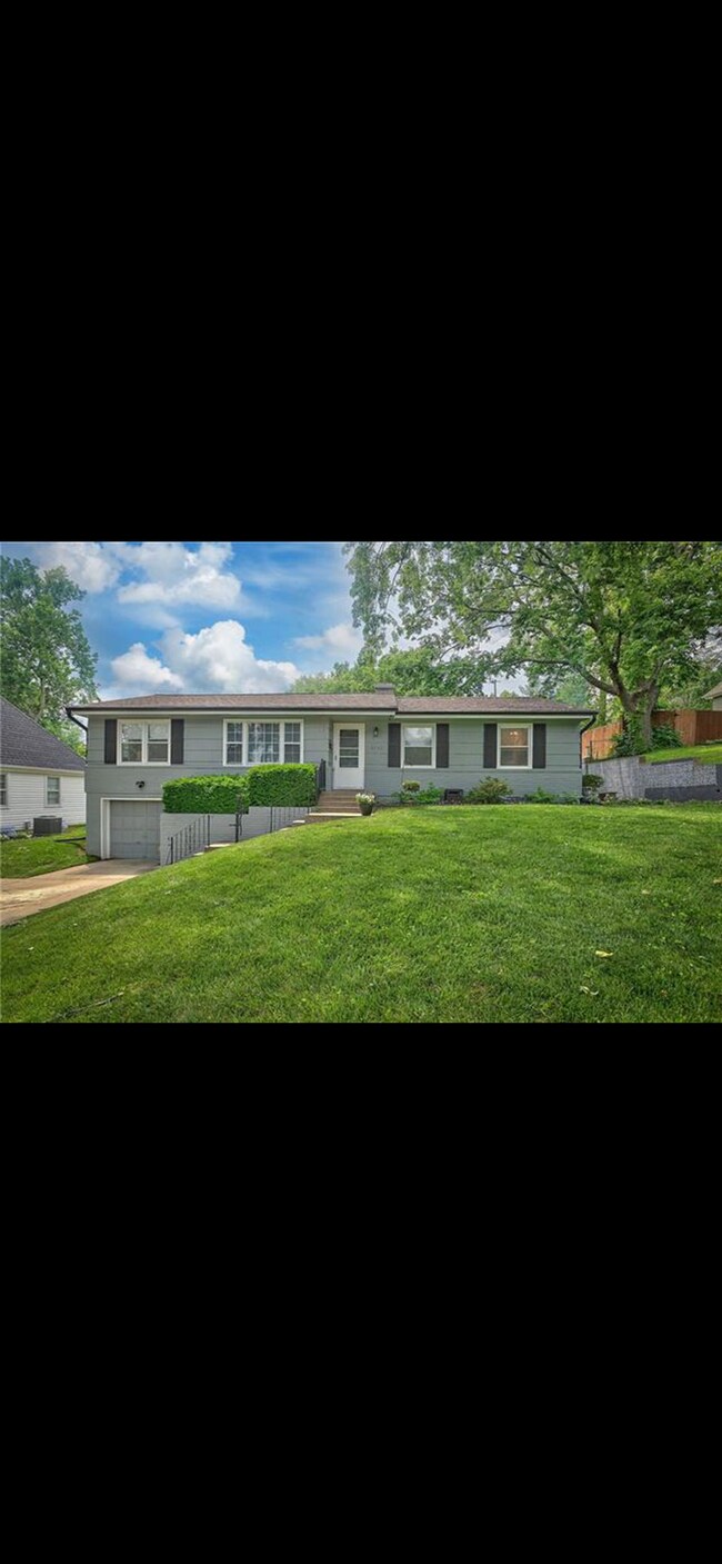 Photo - 4736 NE Gladstone Ave House