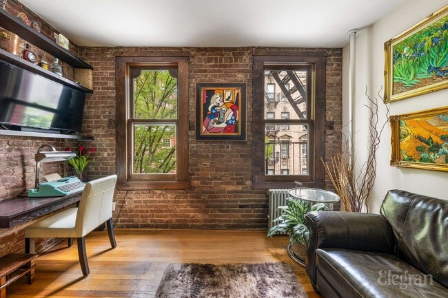 Photo - 138 W 10th St Unit 3FW