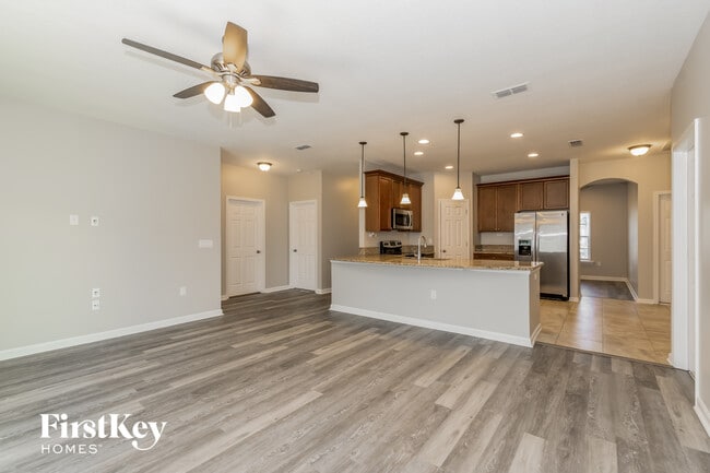 Photo - 15717 Spotted Saddle Cir