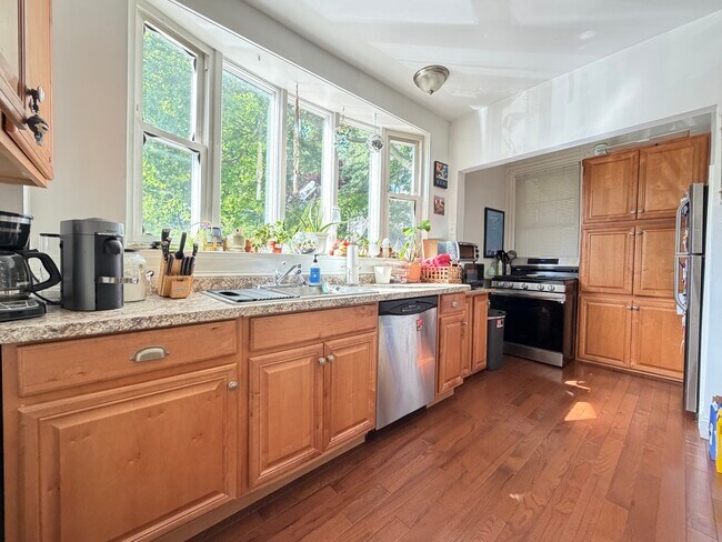Photo - 37 Haskell St Unit 1
