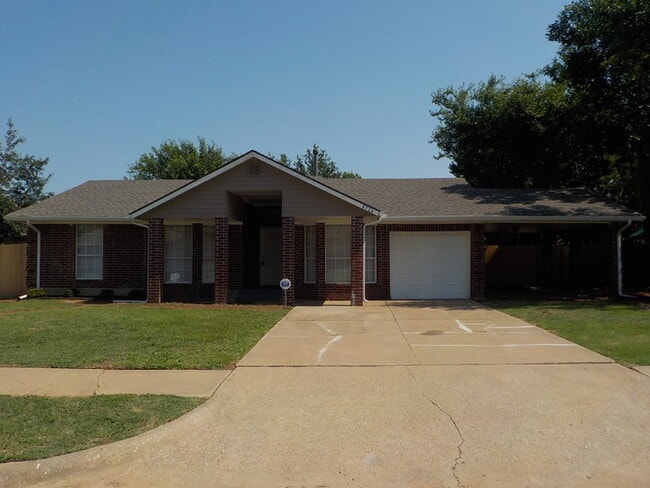 Building Photo - 4724 Lunow Dr Rental