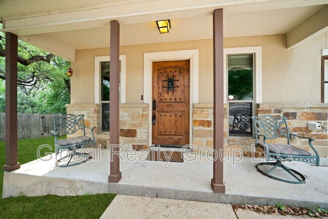 Photo - 635 Bluffside Dr