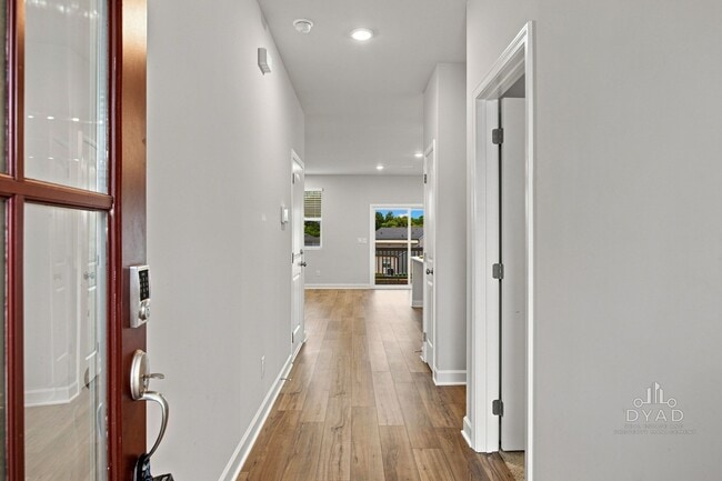 Photo - 163 E Millbrook Dr
