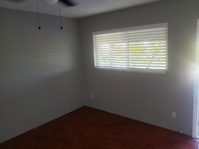 Photo - 20500 NW 7th Ave Unit 11