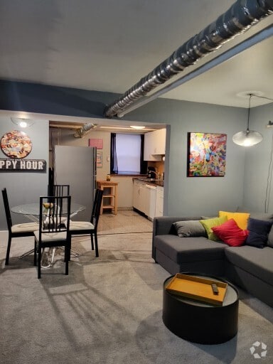 B1 Living & Dining Area - The Commodore Rental