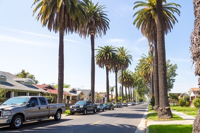 Street that house is on - 1719 W 39th St