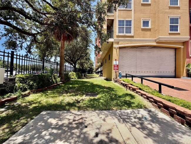 Building Photo - 1711 Old Spanish Trl Unit 407