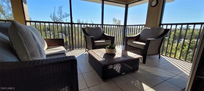Building Photo - 10091 Lake Cove Dr Unit 301 Rental