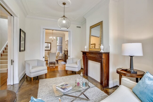 Photo - 3033 Dent Plz NW