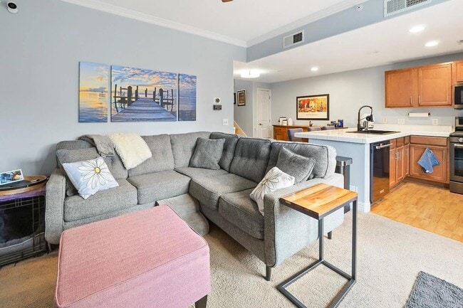 Building Photo - 4800 Westlake Pkwy