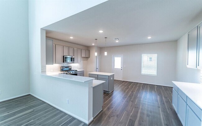 Photo - 457 Blue Hibiscus Dr