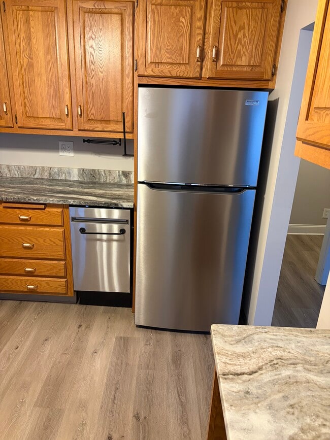 Photo - 65 Ingraham St Unit 2nd Floor