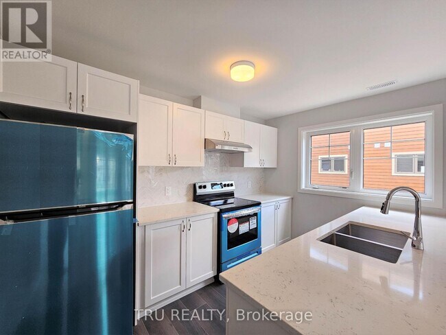 Photo - 200 Anyolite Private