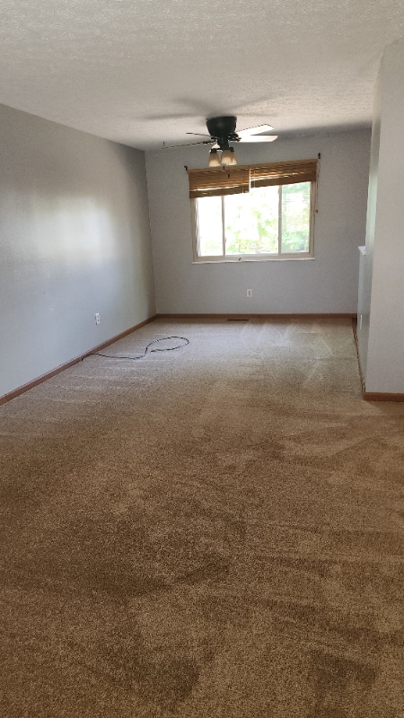 Photo - 620 Mistletoe Ct