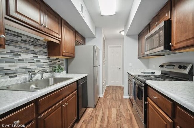 Photo - 520 Shorely Dr Unit 201