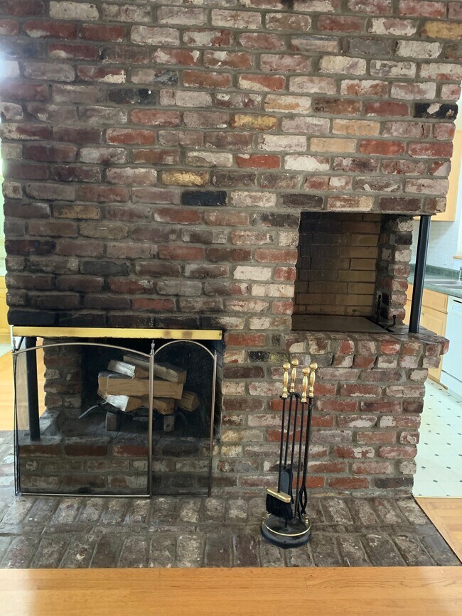 Photo - 3647 Walnut St