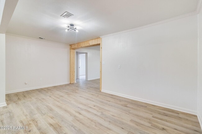 Photo - 105 Brockton Dr