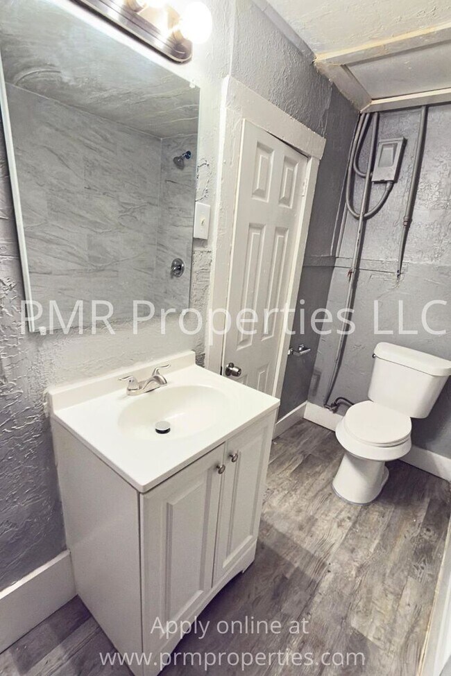 Photo - 2 Bedroom/ 1 Bathroom House