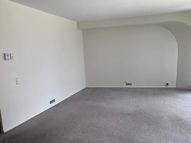 Photo - 300 N State St Unit 2627