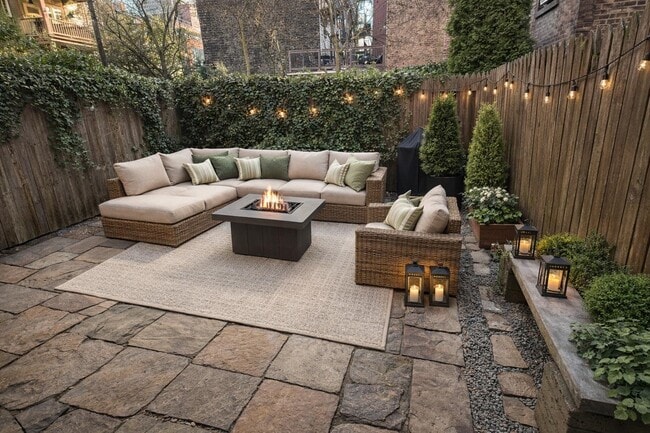 Building Photo - 204 Warren St Unit G