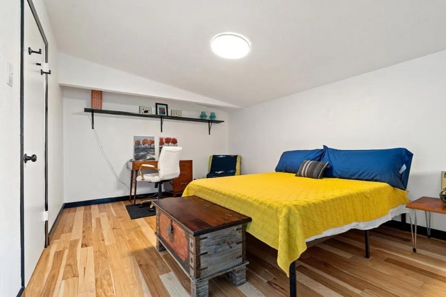 Photo - 2627 Douglas Ave