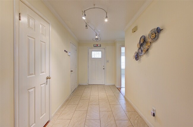 Photo - 2915 Blue Mist Dr