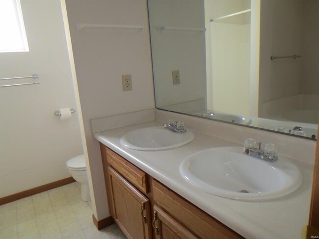 Photo - 193 N Furlong Dr