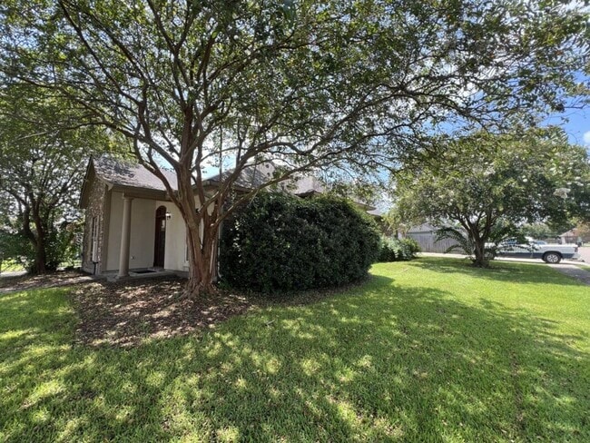 Photo - Location!  Location!  3 bedroom, 2 bath ho...