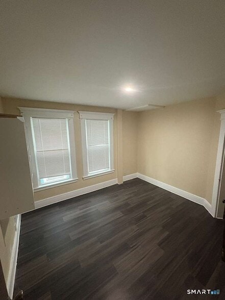 Building Photo - 100 Washington Terrace