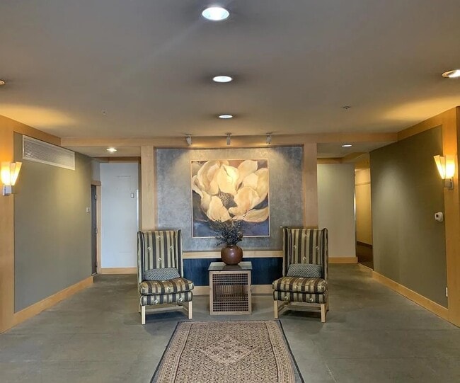 Photo - 720 Queen Anne Ave N Unidad 209