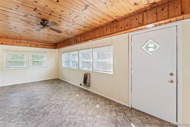 Photo - 4350 Otter Lake Rd