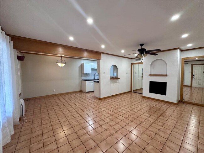 Photo - 505 W 7th St Unidad 120 Rental