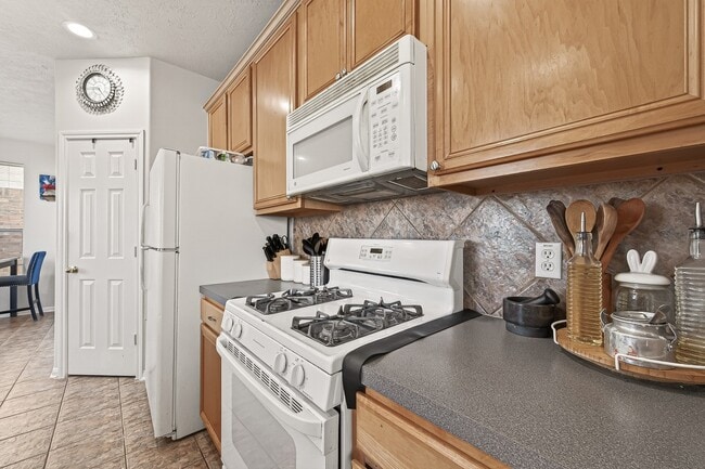 Photo - 7023 Westford Park Ln