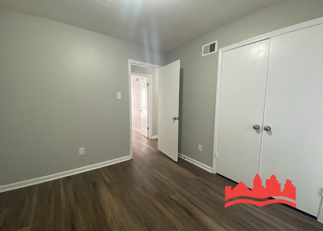 Photo - 5095 Corkwood Dr