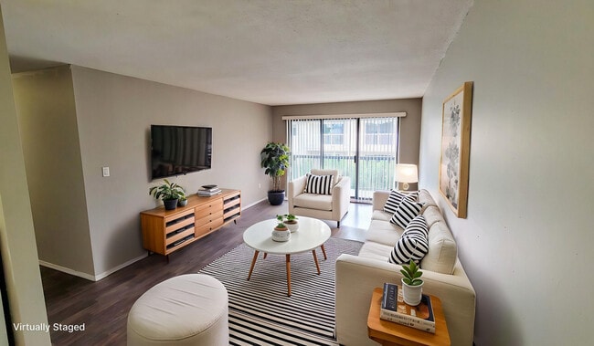 Photo - Dahlstrom Manor