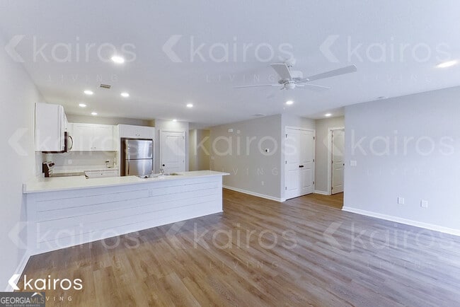 Photo - 15 Bungalow Cir