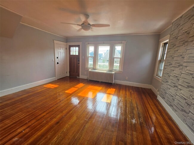 Photo - 81 Waring Pl Unit #2