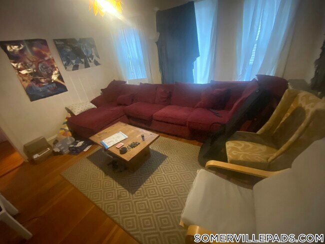 102 W Adams St Unit 1