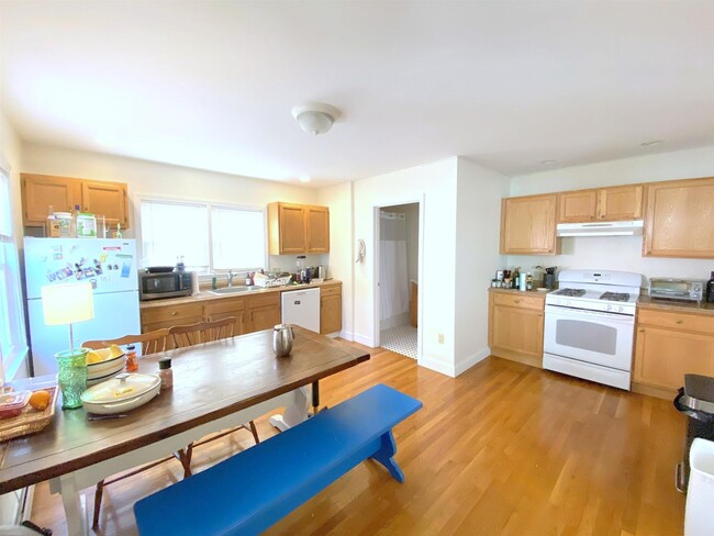 Photo - 134 Pine St Unidad 2 Rental