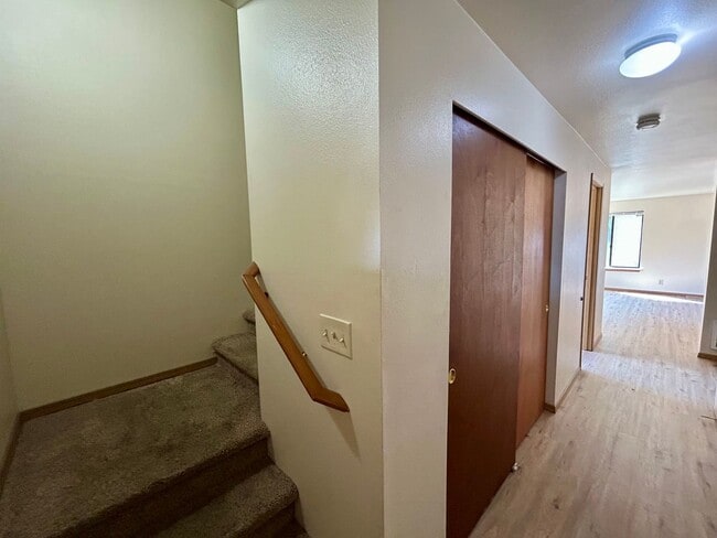 7512-7514 220th St. SW