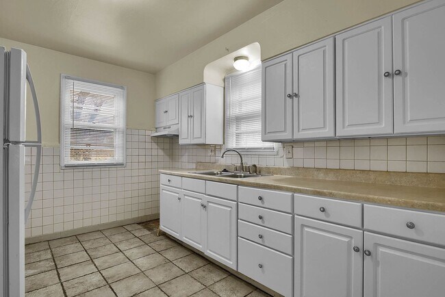 Photo - Quaint 2 bedroom home in University City.