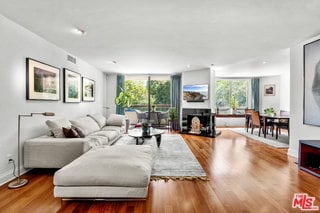 Photo - 851 Kings Rd