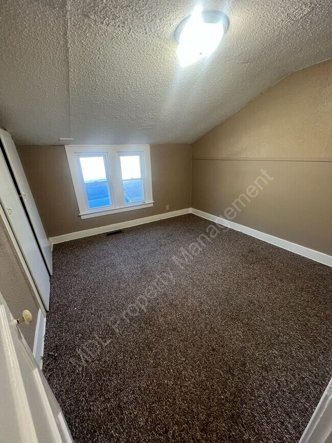 Photo - 1104 Court St Unidad 1