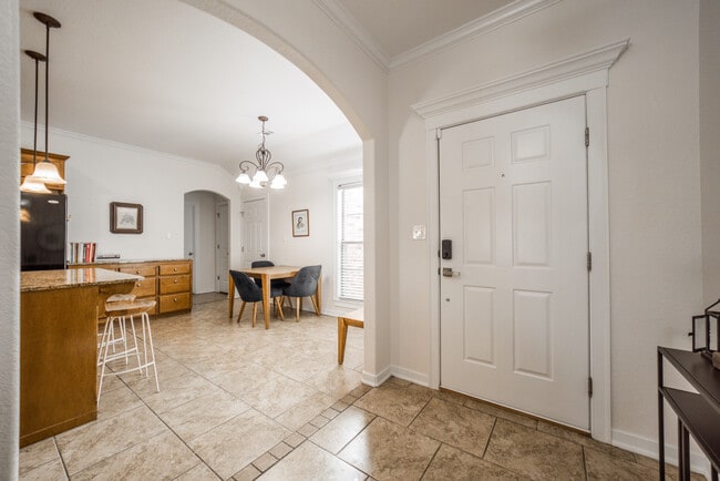 Photo - 3960 W Mountain View Dr