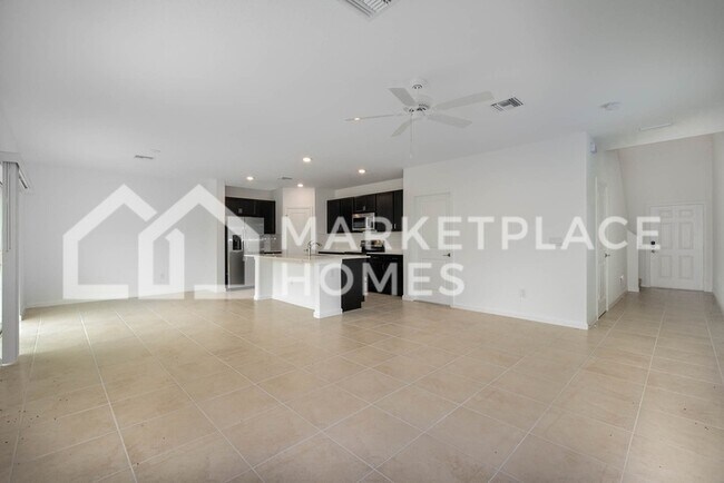 Photo - 1496 Diablo Cir SW