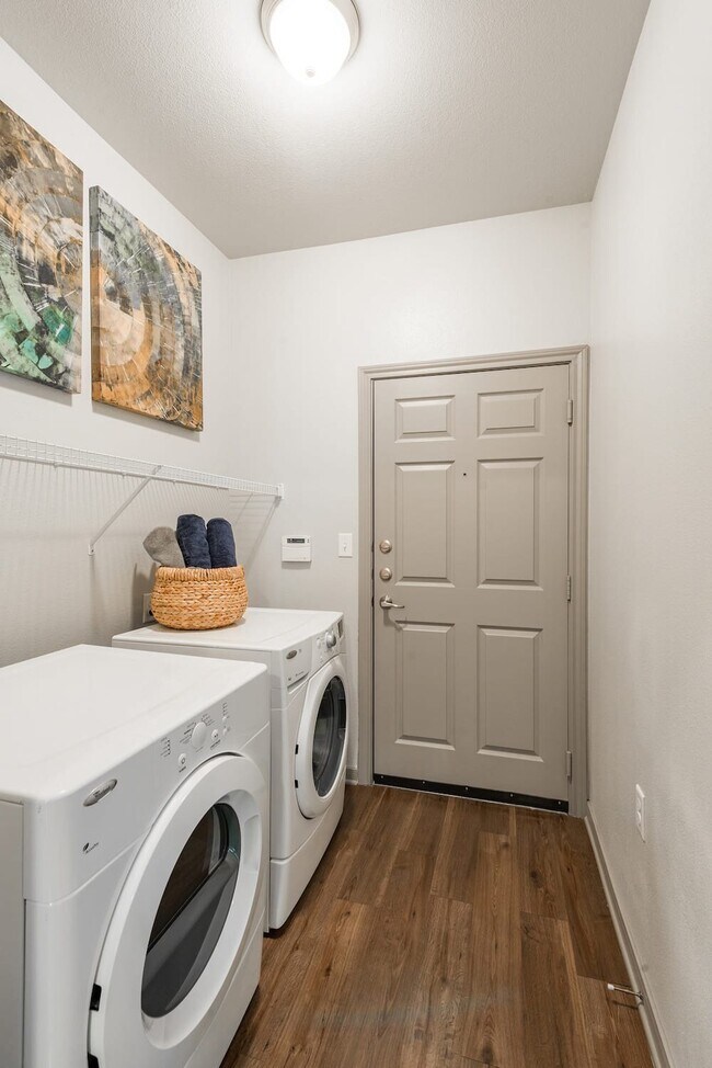 Photo - 5200 Pointe W Cir Unidad CSL