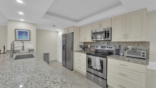 Photo - 450 Egret Cir Unit 9207